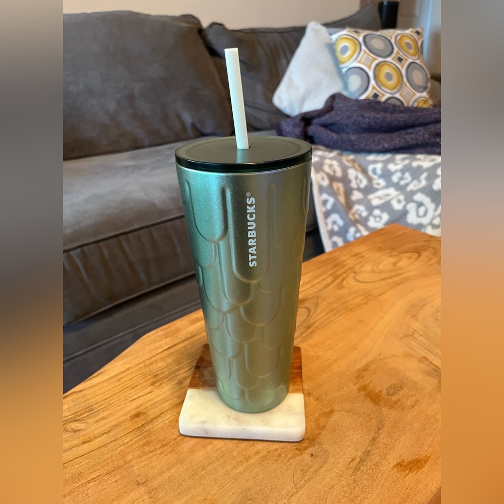 Starbucks Stainless Steel Mermaid Scales
Teal Tail 24oz Spring Tumbler Cold Cup